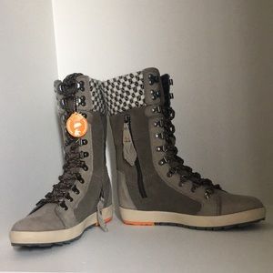 Cushe Boho Chill Waterproof Boots, Size 7, GREY